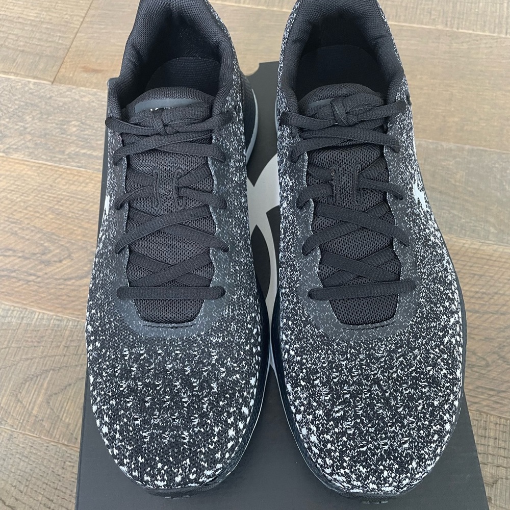 Under Armour Men’s Charged Impulse Knit Shoes - Picture 3 of 3